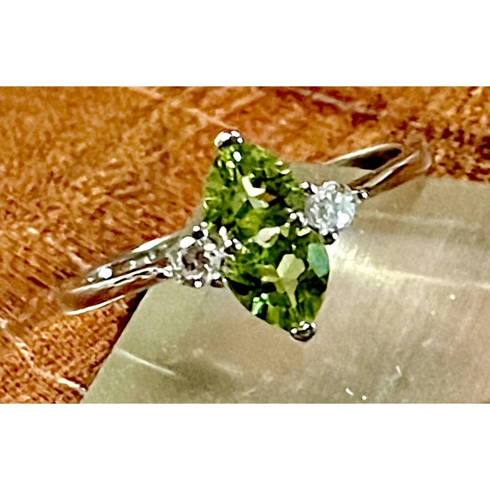 Genuine Natural Peridot Ring Set in 925 Sterling Silver